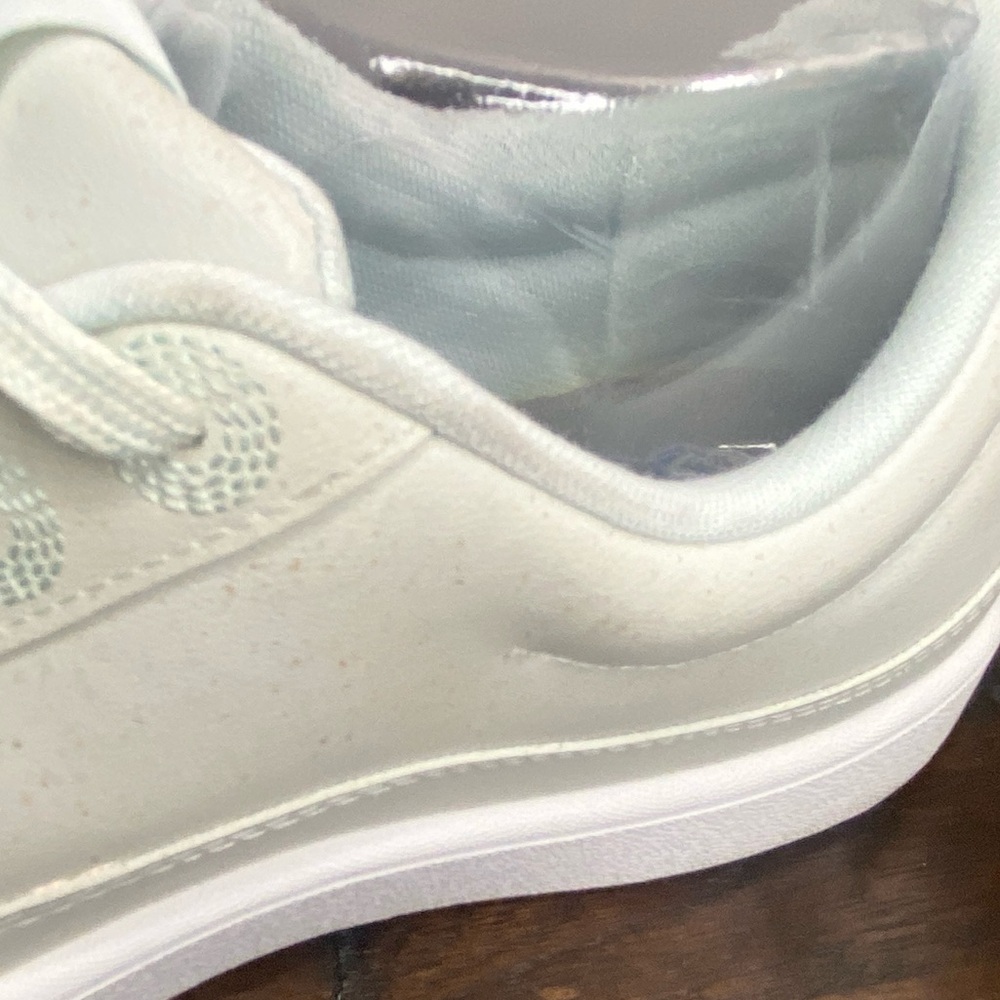 Allbirds Plant Pacers Dreamy Green Blizzard Sole Shoes
Sneakers Women’s 9 - Picture 11 of 12